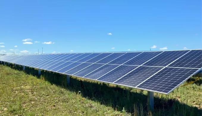 Advanced Communication Control System: Optimizing Solar Power Management